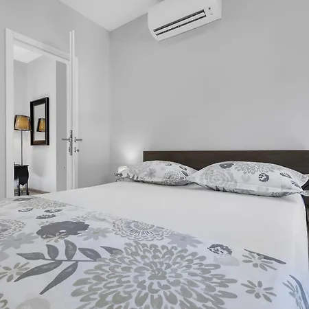 City Center Apartment Dvor Kalalarga Makarska Exterior foto