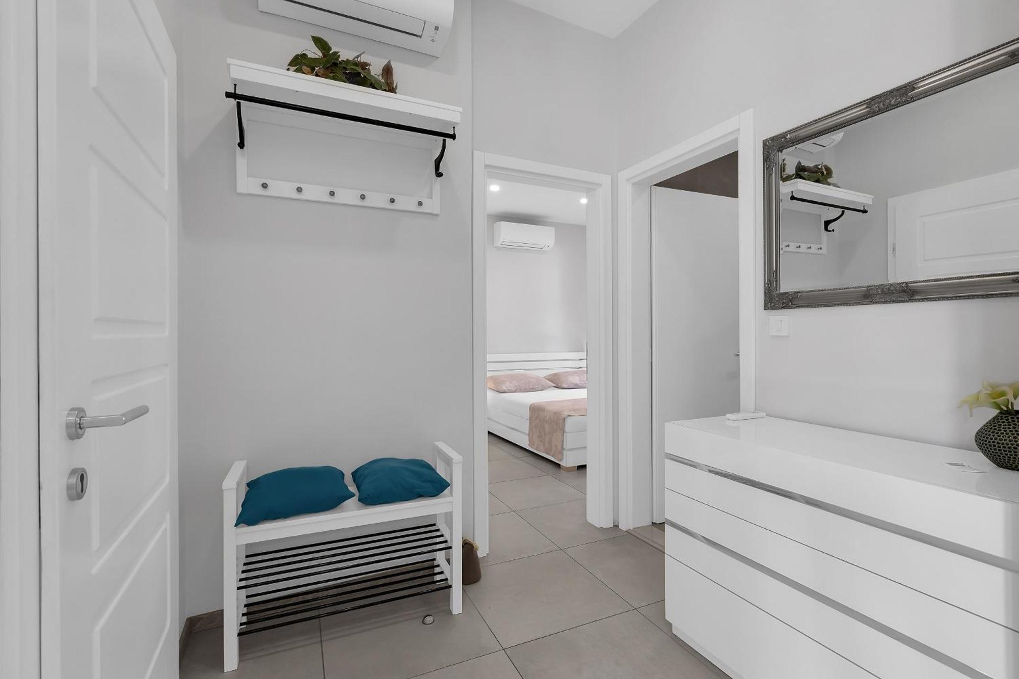 Apartment Center Dvor Kalalarga *